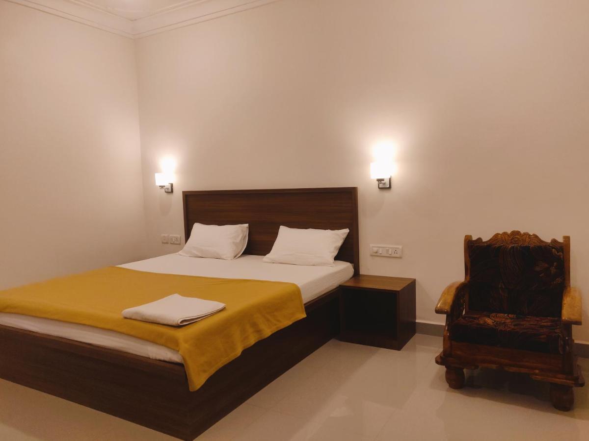 Morjim Sunset Hotel Kamer foto
