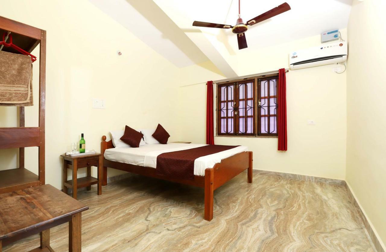 Morjim Sunset Hotel Buitenkant foto